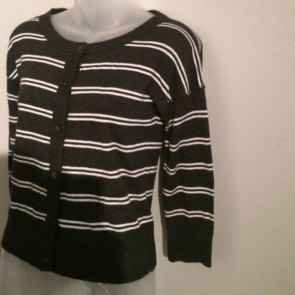 Mossimo supply co sweater - Picture 2 of 4